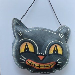 Johanna Parker Halloween Hanging Burlap Buddy - Grinning Black Cat